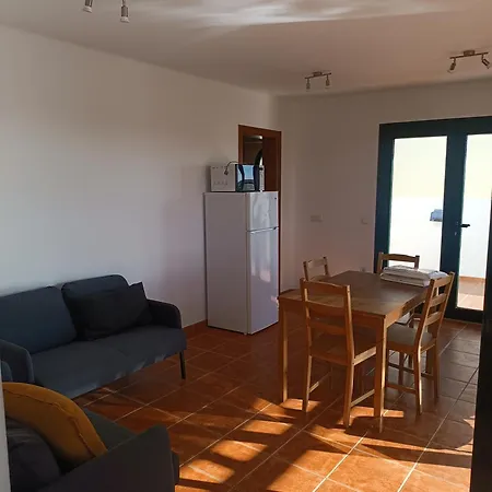 Moana Surf House Hostal
