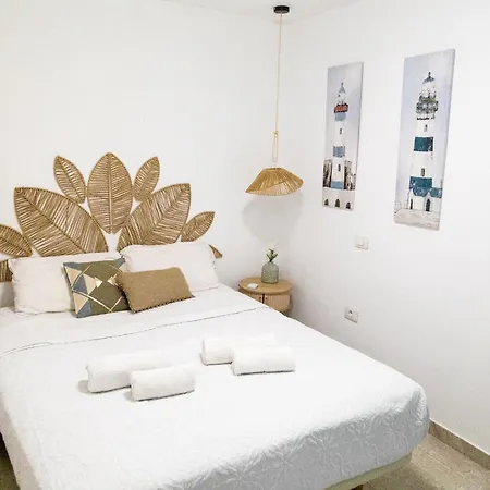 Apartamento Edificio El Lerele Céntricos A 100m De La Playa