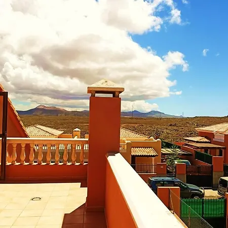 Casa Shakka Rocka: Lux With Pool And View Villa