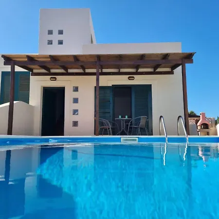 Con Piscina Cerca De Dunas De Corralejo