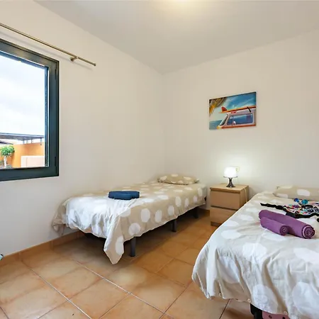 Сasa de vacaciones Sunrise Surf House, Big Garden, Hot Tub, Parking, Super-fast Free Wi-fi Corralejo