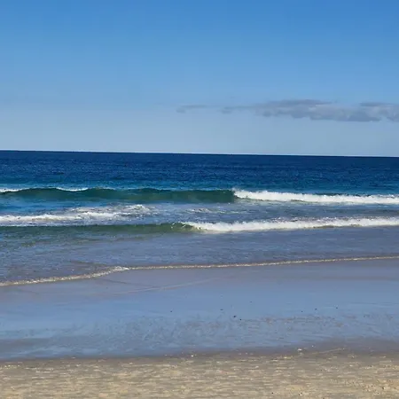 Сasa de vacaciones Sunrise Surf House, Big Garden, Hot Tub, Parking, Super-fast Free Wi-fi