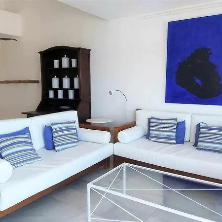Holiday home Blue Breeze House With Pool Facing Sea Corralejo