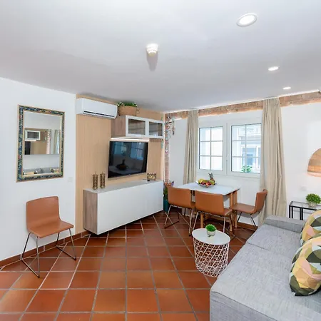 Apartment Calas *