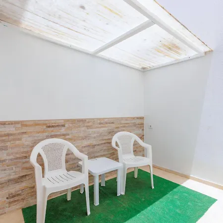 Seabreeze Apartment *