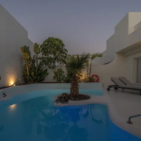 Villa Exclusiva En Bahia Azul Corralejo
