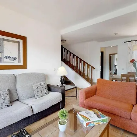 Anju At 100 Meters Far Of The Villa Corralejo