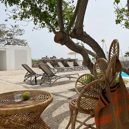Hélène Holidays&retreats 2*