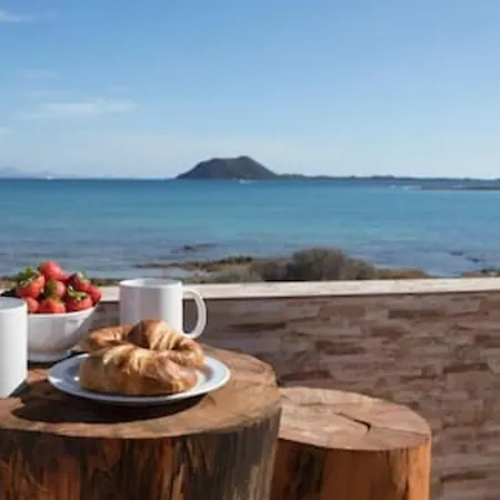 San Antonio Villa Corralejo