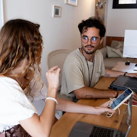 Pensión Coco Surfhouse - Coworking Coliving