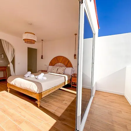 Chakra House Fuerteventura - Affordable In A Cozy Guest house Corralejo