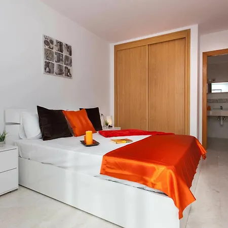 Oliva Villa *