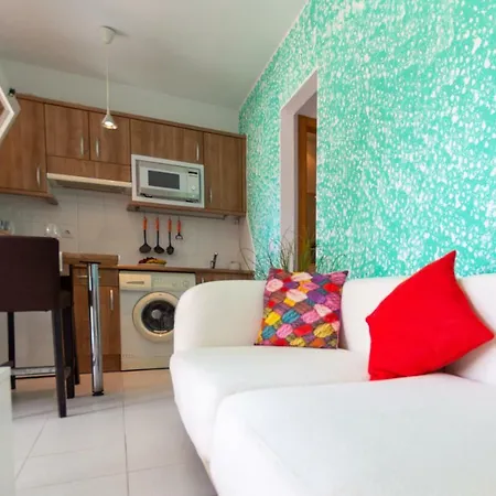 Poolviewzen Apartment