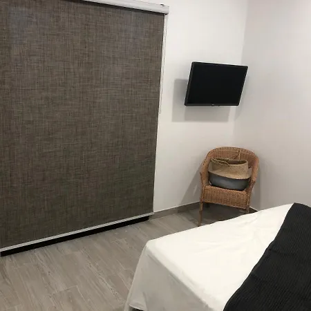 Brazan Holidays Apartment *